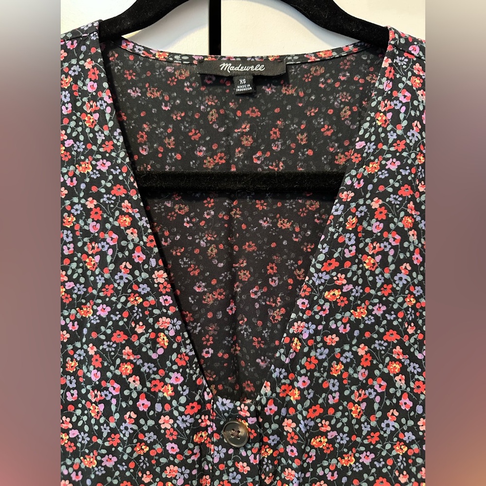 Madewell Easy Midi Dress in Fieldwalk Floral - Picture 2 of 3